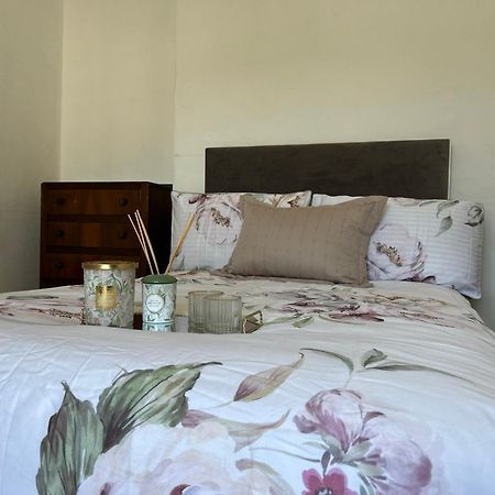 Comfortable Room Newbridge  Exterior foto